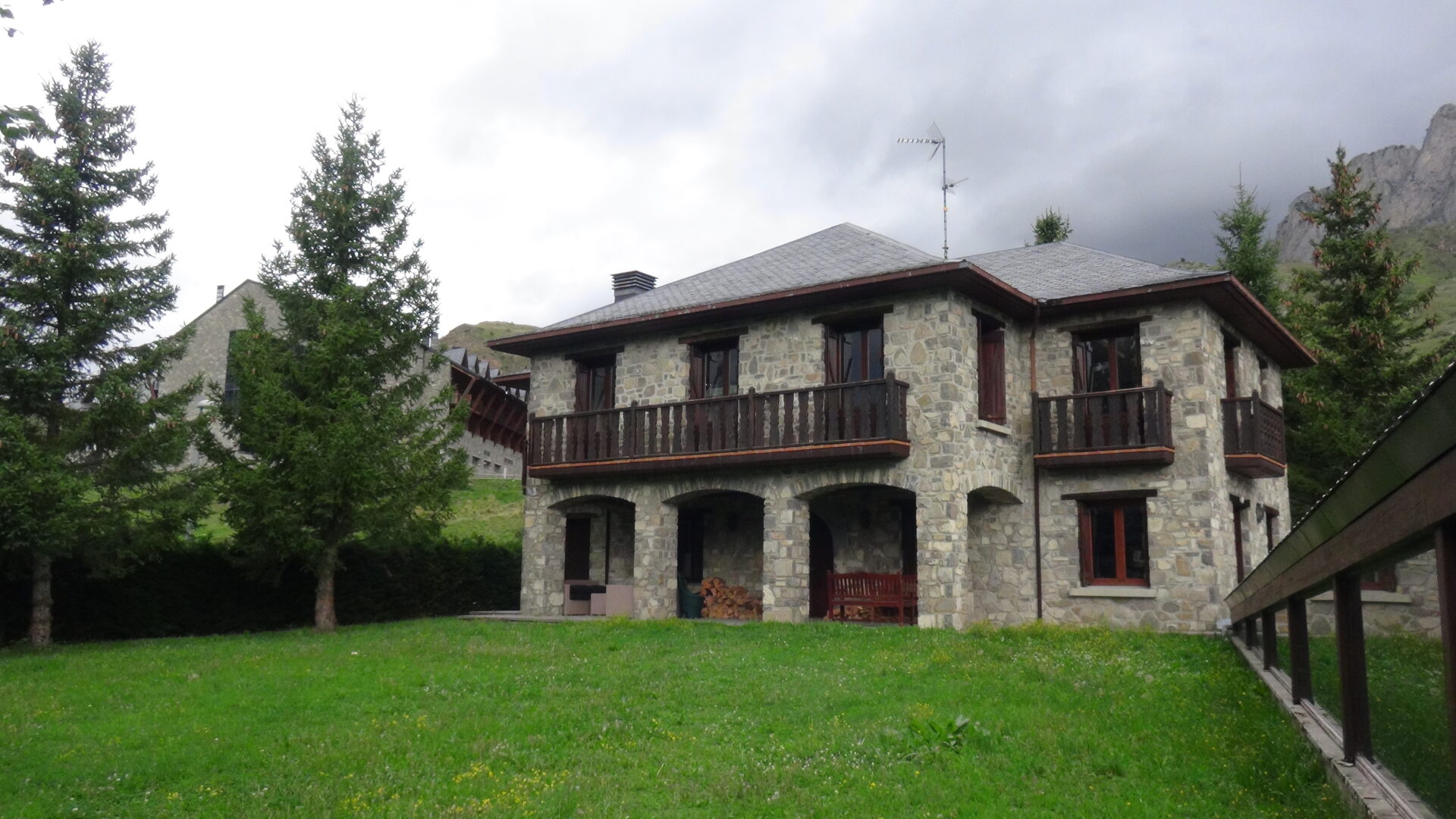 Villa exclusiva en la Urbanización de Formigal